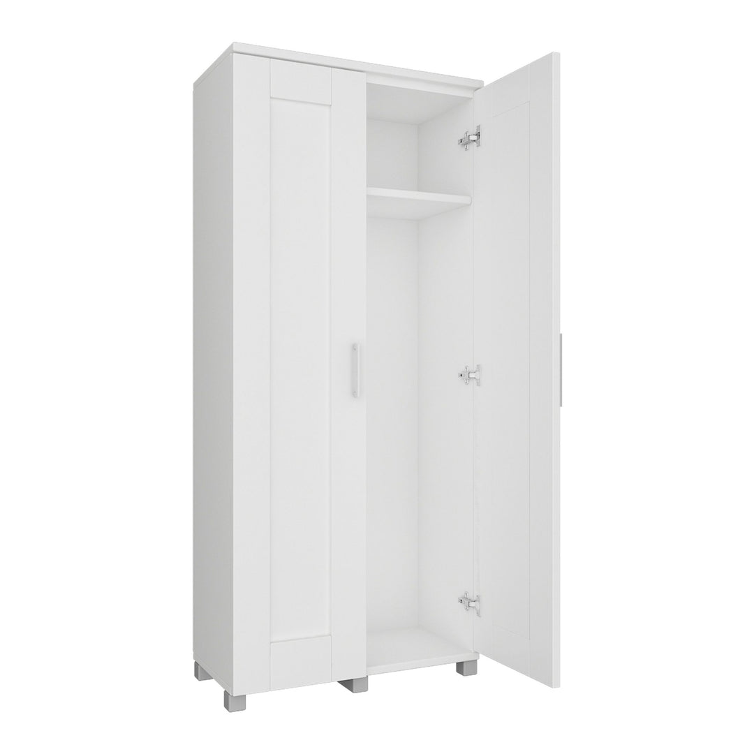 Right Door Open Space